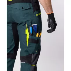 Nohavice s náprsenkou ARDON 4Xstretch zelené